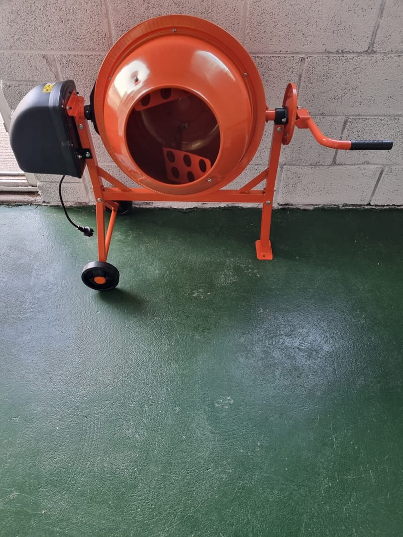 63L 220v Electric Cement Mixer - Image 3